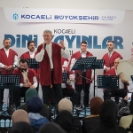 kulaklarin-da-gonullerin-de-pasini-sildiler.jpg