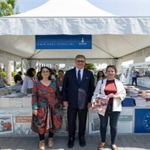izmir-kultur-mekan-insan-dergisi-izmir-kitap-fuarinda-okuyucu-ile-bulustu.jpg