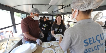 baskan-sengelden-ogrencilere-yeni-mujde-3-kent-lokantasi-ogrenci-otobusu-yolda.jpg