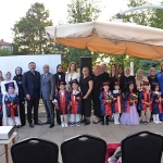 miniklerin-mezuniyet-sevinci.jpg