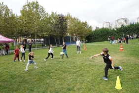 benimle-oynar-misin-etkinligiyle-90lara-yolculuk.jpg