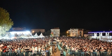 malkara-komur-ve-sut-urunleri-festivali-derya-ulug-ile-zirve-yapti.jpg