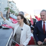 karsiyaka-cumhuriyetin-isiginda-tek-yurek-oldu.jpg