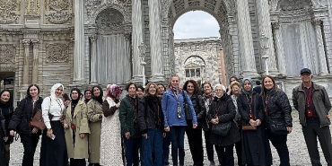 guz-gezilerinin-kasim-ayi-ziyaretleri-dolmabahce-sarayi-ile-basladi.jpg