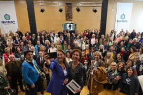 ozlem-gurses-bakirkoyde-umudu-konustu.jpg