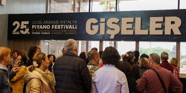 piyano-festivalinde-gise-biletleri-satista.jpg