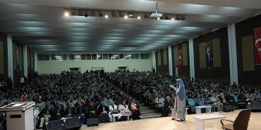 sehir-konferanslari-ile-sevilen-isimler-konyalilarla-bulusuyor.jpg