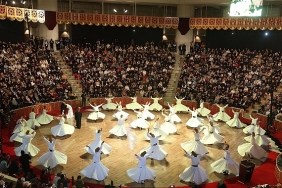 dunyanin-dort-bir-yanindan-mevlana-dostlari-752-seb-i-arusta-bulustu.jpg