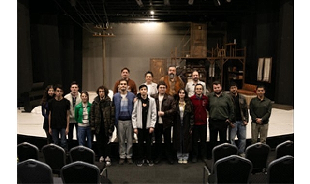 İzBBŞT gençlerle sahnede buluştu