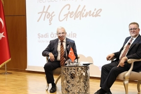 baskan-sadi-ozdemir-genclerle-bulustu.jpg