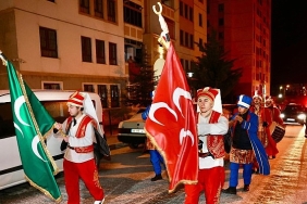 ilk-sahurda-mehteran-gelenegi-nevsehirde-yasatiliyor.jpg
