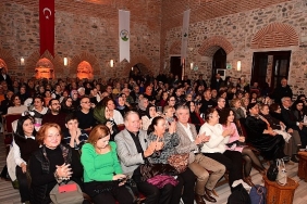 osmangazi-belediyesinden-turkulerle-dolu-unutulmaz-konser.jpg