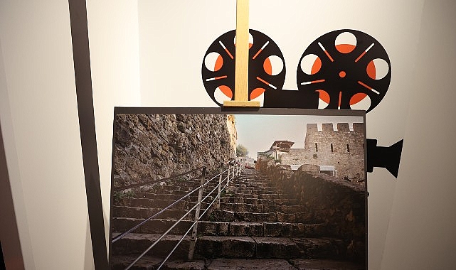 behlul-dal-sinema-muzesinde-zamanin-izinde-sergisi.jpg