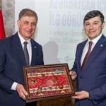 izmirde-azerbaycan-ruzgari.jpg