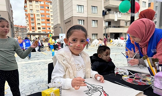 LİMAN Gönüllüler Platformu, Filistinli Çocuklarla Bayram Sevincini Paylaştı