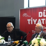rutkay-aziz-dunya-tiyatro-gununde-niluferlilerle-bulustu.jpg