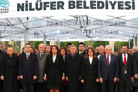 nilufer-23-nisani-cumhuriyet-meydaninda-kutladi.jpg
