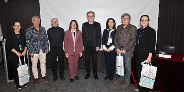 niluferde-erken-osmanli-kadini-ve-nilufer-hatunun-mirasi-konusuldu.jpg