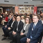 niluferden-kansere-farkindalik-cagrisi-bedenin-sana-fisildar-onu-duy.jpg