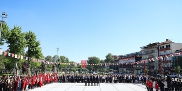 19-mayis-inegolde-coskuyla-kutlandi.jpg