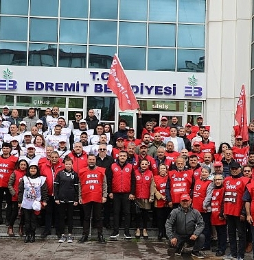 edremitte-1-mayis-coskuyla-kutlandi.jpg
