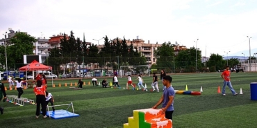 gaziemirde-saglikli-yasam-ligi-yuruyus-etkinligi-gerceklestirildi.jpg