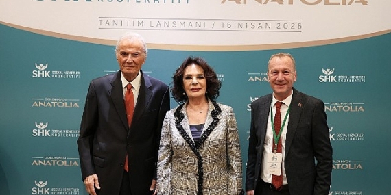 Hülya Koçyiğit: ‘Nüfusumuz Yaşlanıyor’ – Ediz Hun: ‘Yaşlanınca yalnız kalıyorsunuz’