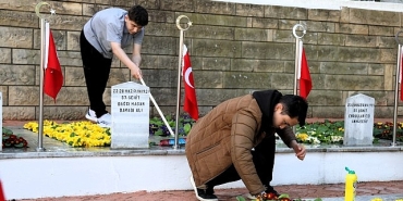 kutul-amare-sehitleri-izmitte-dualarla-anildi.jpg