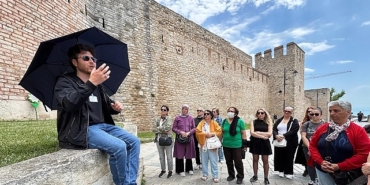 maltepeliler-topkapi-sarayini-gezdi.jpg