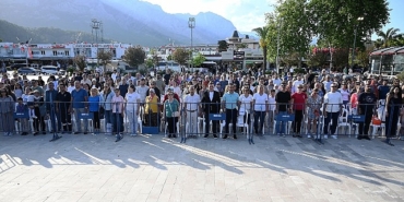 minik-ogrencilerden-muhtesem-dans-gosterisi.jpg
