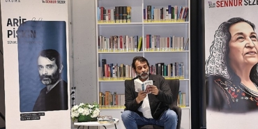 sanatcilar-sennur-sezer-okuyor-etkinliginin-konugu-arif-piskin-oldu.jpg