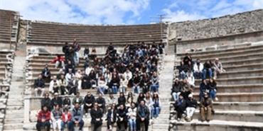 universite-ogrencilerine-bergama-ve-odemis-gezisi.jpg