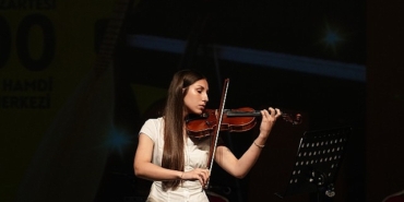 buyuksehir-ile-buyuyen-yetenekler-sahnede-parladi.jpg