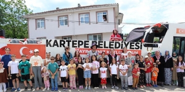kartepede-bayram-coskusu-mahalle-mahalle-yasandi.jpg