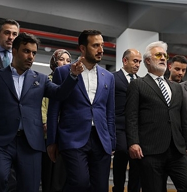 tamer-karadaglidan-bagcilarda-acilacak-tiyatro-binasi-icin-super-yorumu.jpg
