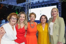 baskan-hatice-gencay-burhaniye-kitap-fuarinda-deneyimlerini-paylasti.jpg