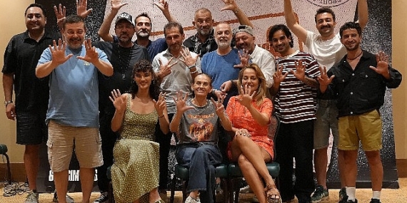 Çakallarla Dans 8: Şututgart Çıkarması ekibinin okuma provası bol kahkahayla geçti