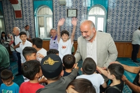 canikte-yaz-bir-baska-guzel.jpg
