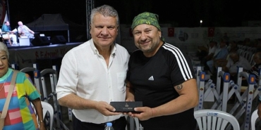 8-edremit-kitap-fuari-7-gunluk-kultur-ve-sanat-yolculugunun-ardindan-sona-erdi.jpg