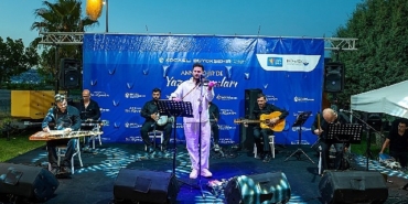 anne-sehir-yaz-aksamlarinda-arabesk-ruzgari-esti.jpg