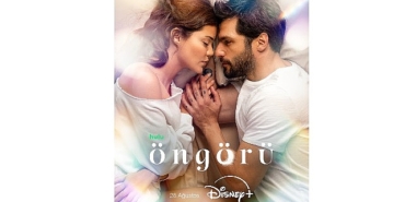 hilal-altinbilek-ve-serkan-cayoglunu-basrollerinde-bulusturan-disneyin-ongoru-filminin-ana-afisi-yayinlandi.jpg
