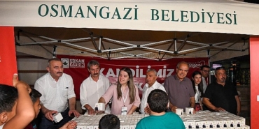 osmangazi-belediyesinden-mevlit-kandilinde-geleneksel-ikram.jpg